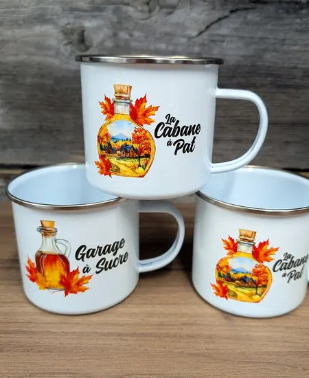 Mugs en émail avec un dessin personnalisé par Création Catouille